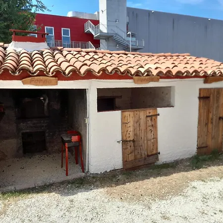 Il Piccolo Casale 1950 בית נופש *